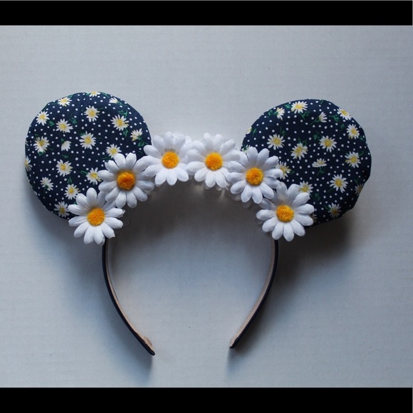 Minnie Mouse ears - Picture 2 of 5